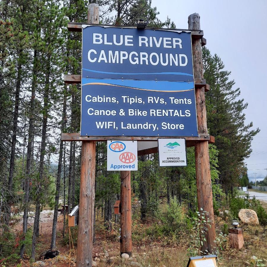 Blue River Cabins & Campgrounds מראה חיצוני תמונה